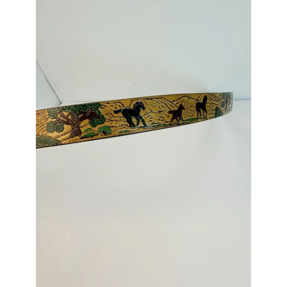 Nocona Western Leather Belt Size 26 Hand Painted Horse Tree Mountain Scenery